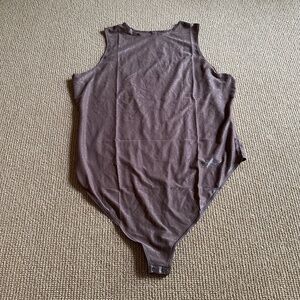 Skims Umber Shimmer Crew Neck Bodysuit, Size 4X NWT